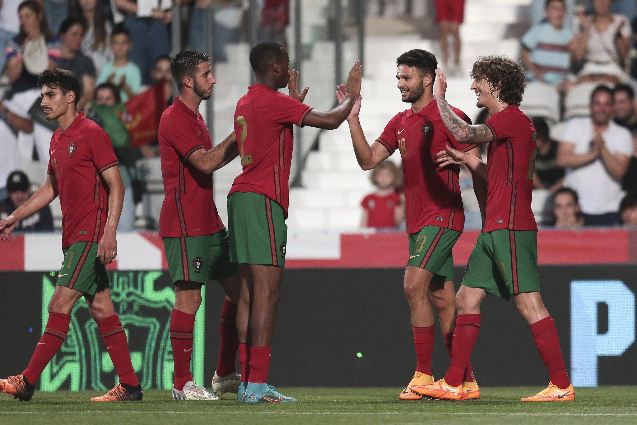 拼搏角逐!国家队备战欧洲预选赛的简单介绍 拼搏角逐!国家队备战欧洲预选赛的简单介绍