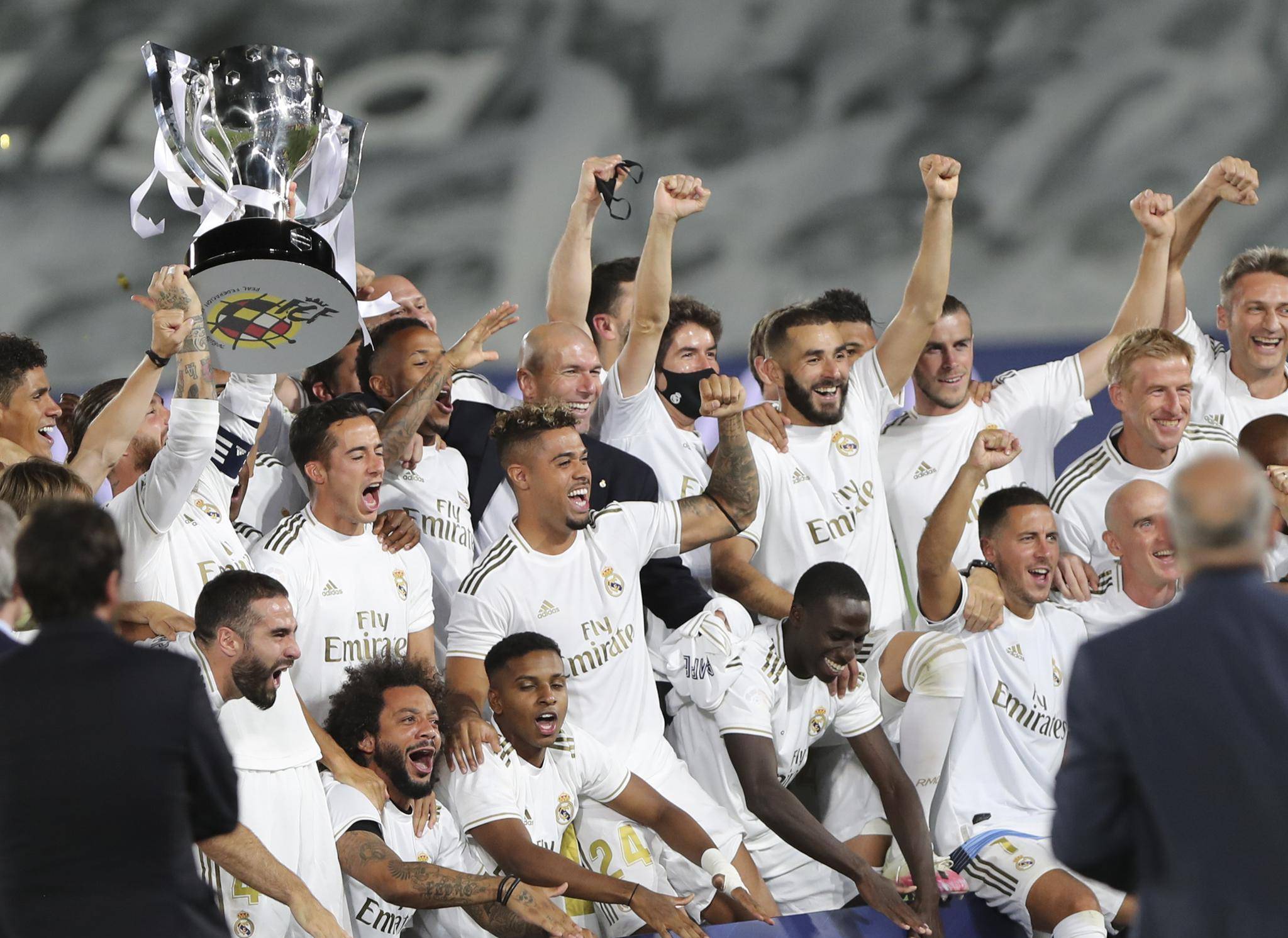 开云体育中国-包含马德里德比，皇马力克马竞取得胜利的词条