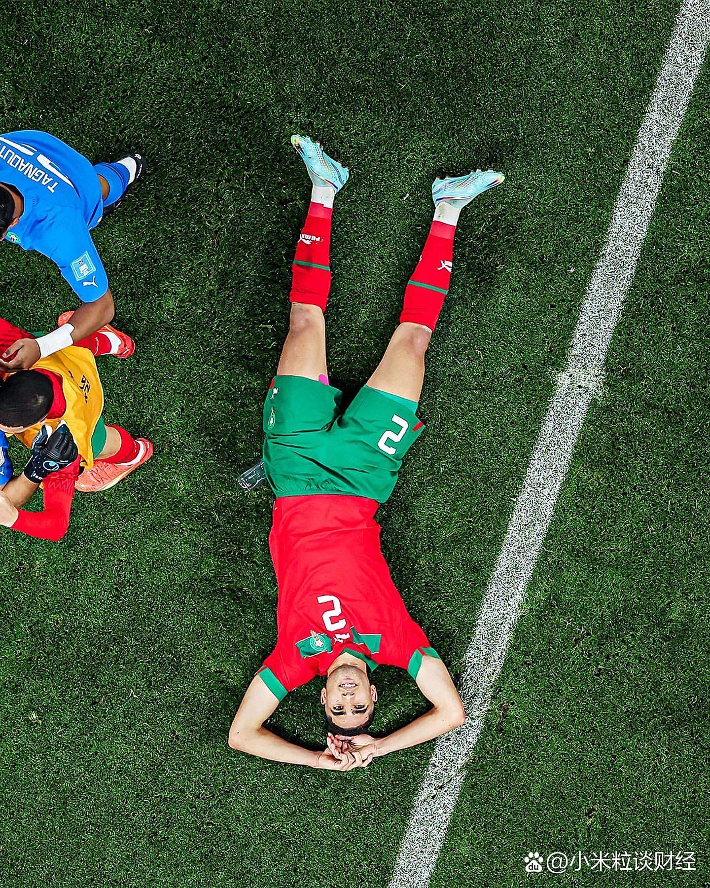 摩洛哥球队创历史性胜利，晋级十六强