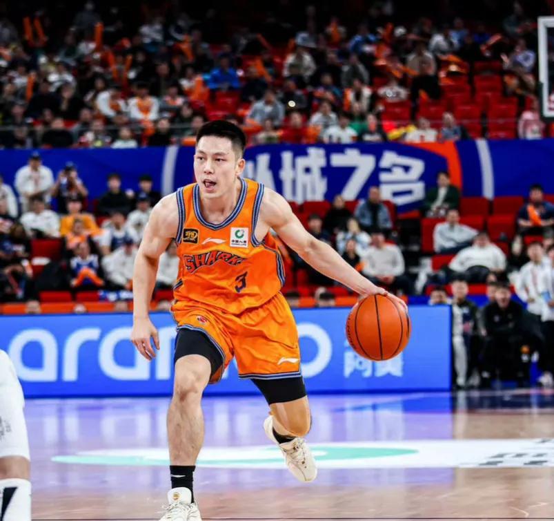 开云体育入口-广东男篮大比分战胜河北队，领先优势明显