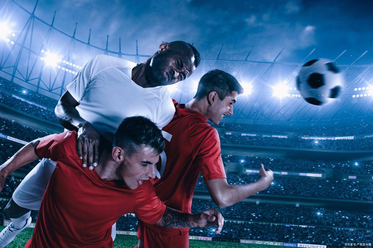开云体育官网-足球赛事在全球范围内引发无数球迷狂热