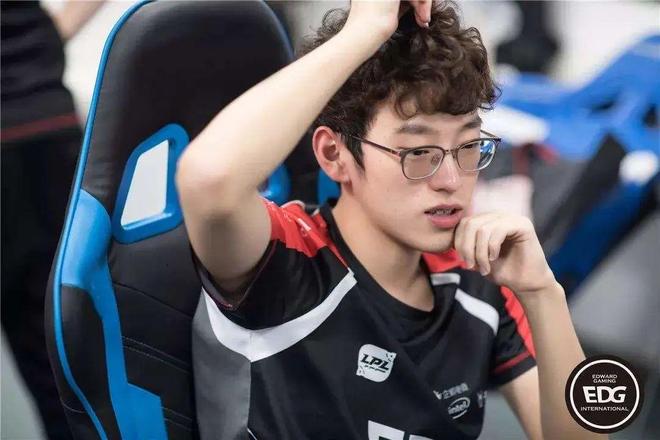 G2轻取EG,Scout完成史诗逆转小组赛3:0(广州) G2轻取EG,Scout完成史诗逆转小组赛3:0(广州)