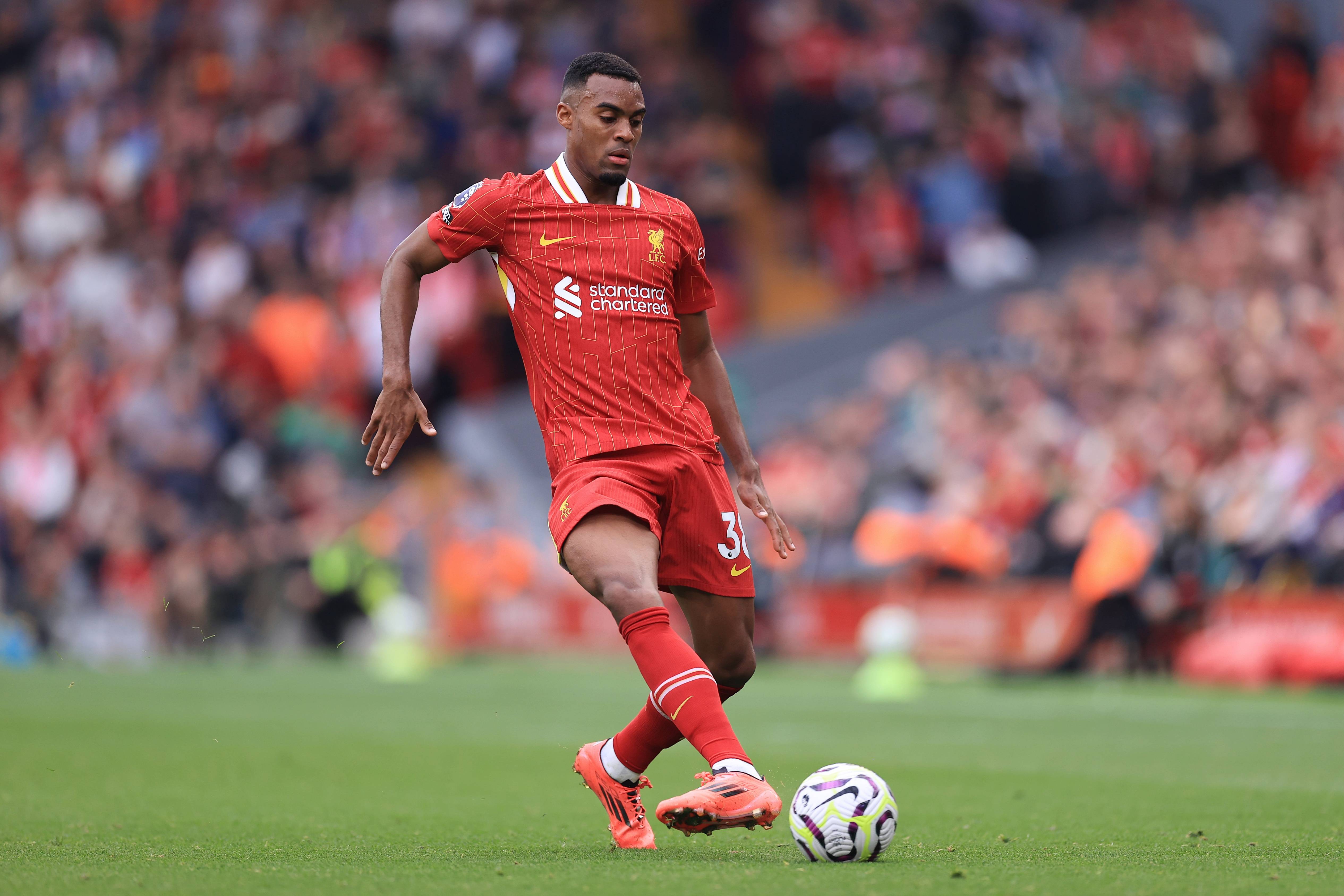 新晋球星在比赛中表现出色,引发关注 新晋球星在比赛中表现出色,引发关注