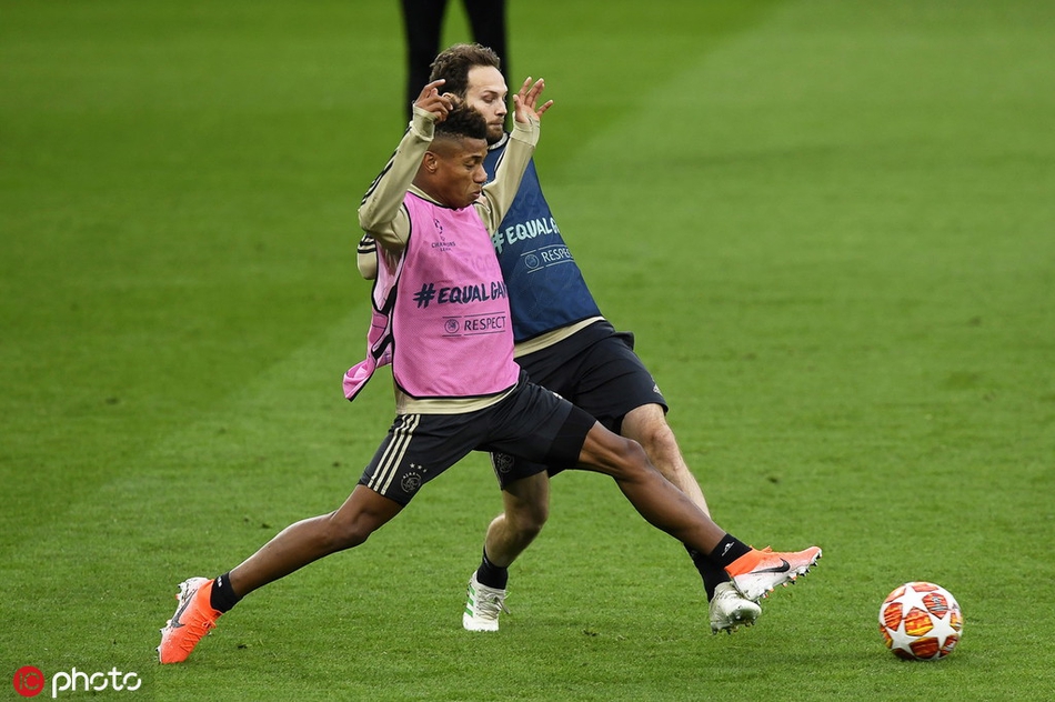 阿贾克斯奇迹连连,实力凸显的简单介绍 阿贾克斯奇迹连连,实力凸显的简单介绍