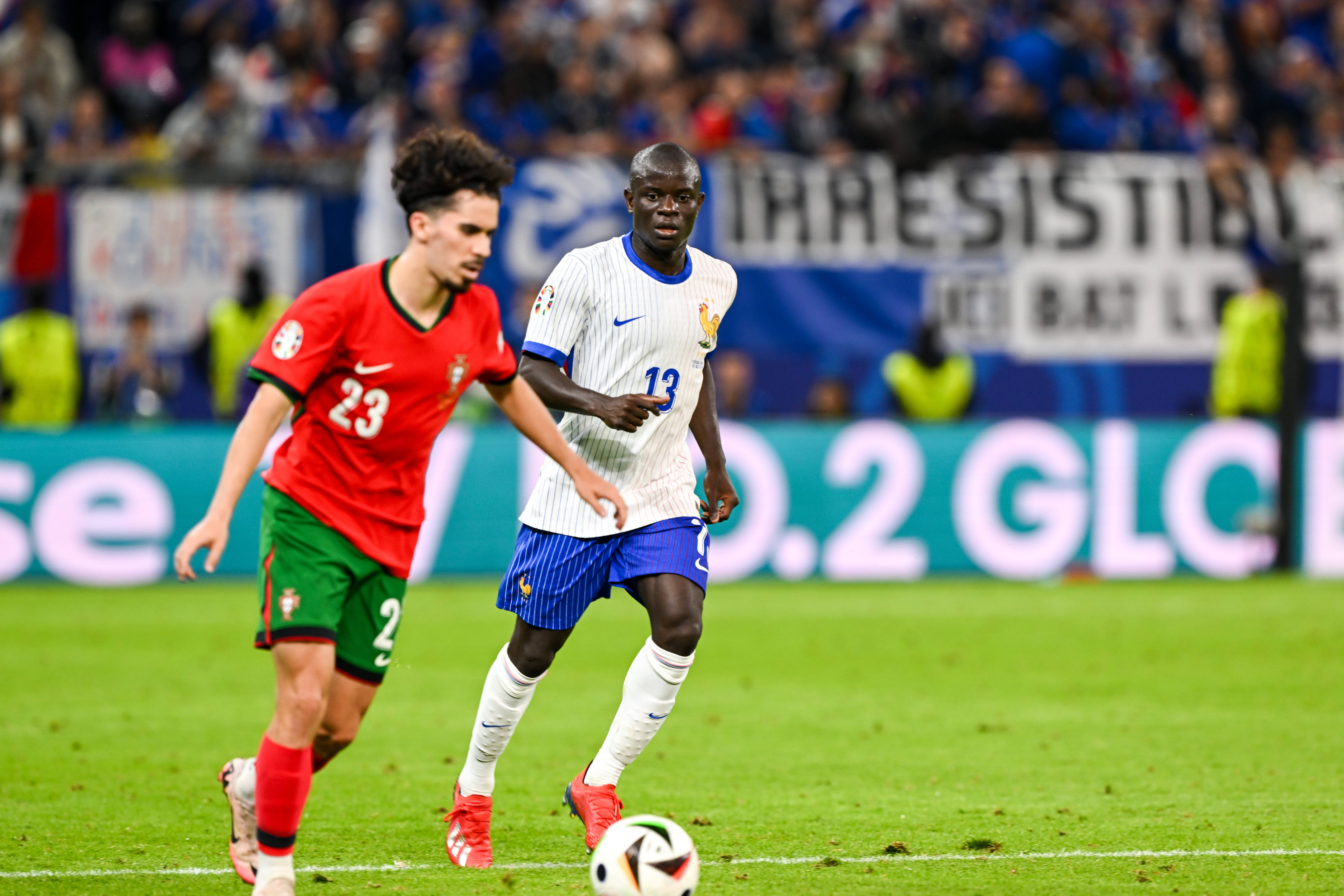 关于欧洲球员技术展现：高光表现和精彩进球回放的信息