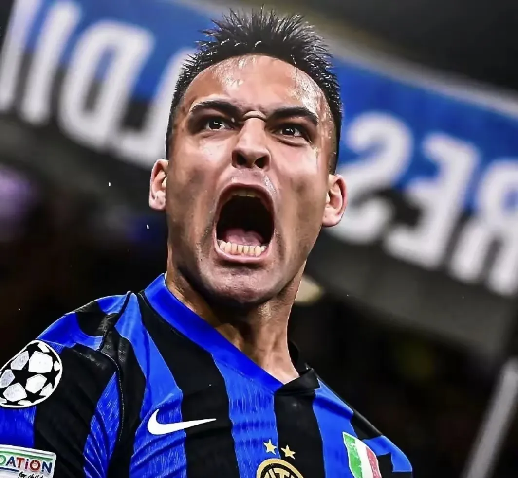 塞维利亚逆转里昂,布鲁诺·费尔南德斯高光表现的简单介绍 塞维利亚逆转里昂,布鲁诺·费尔南德斯高光表现的简单介绍