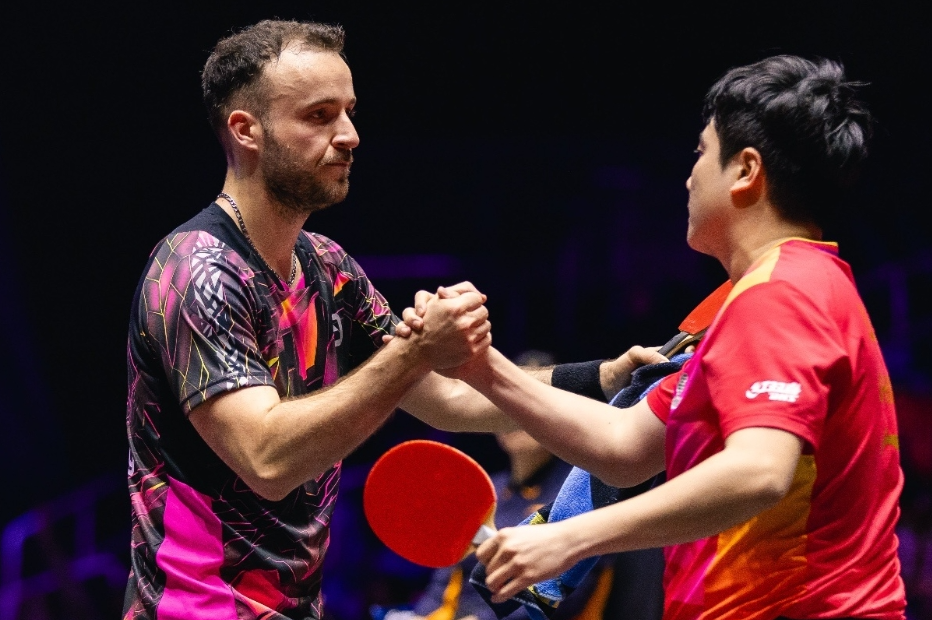 开云官网-沙尔克04实现客场惊险逆转