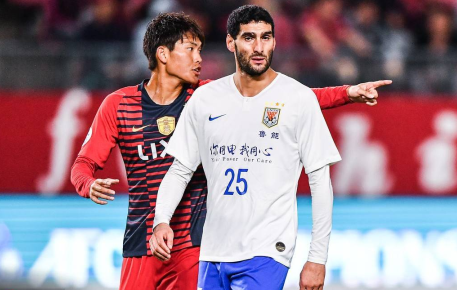 沙尔克04实现客场惊险逆转 沙尔克04实现客场惊险逆转