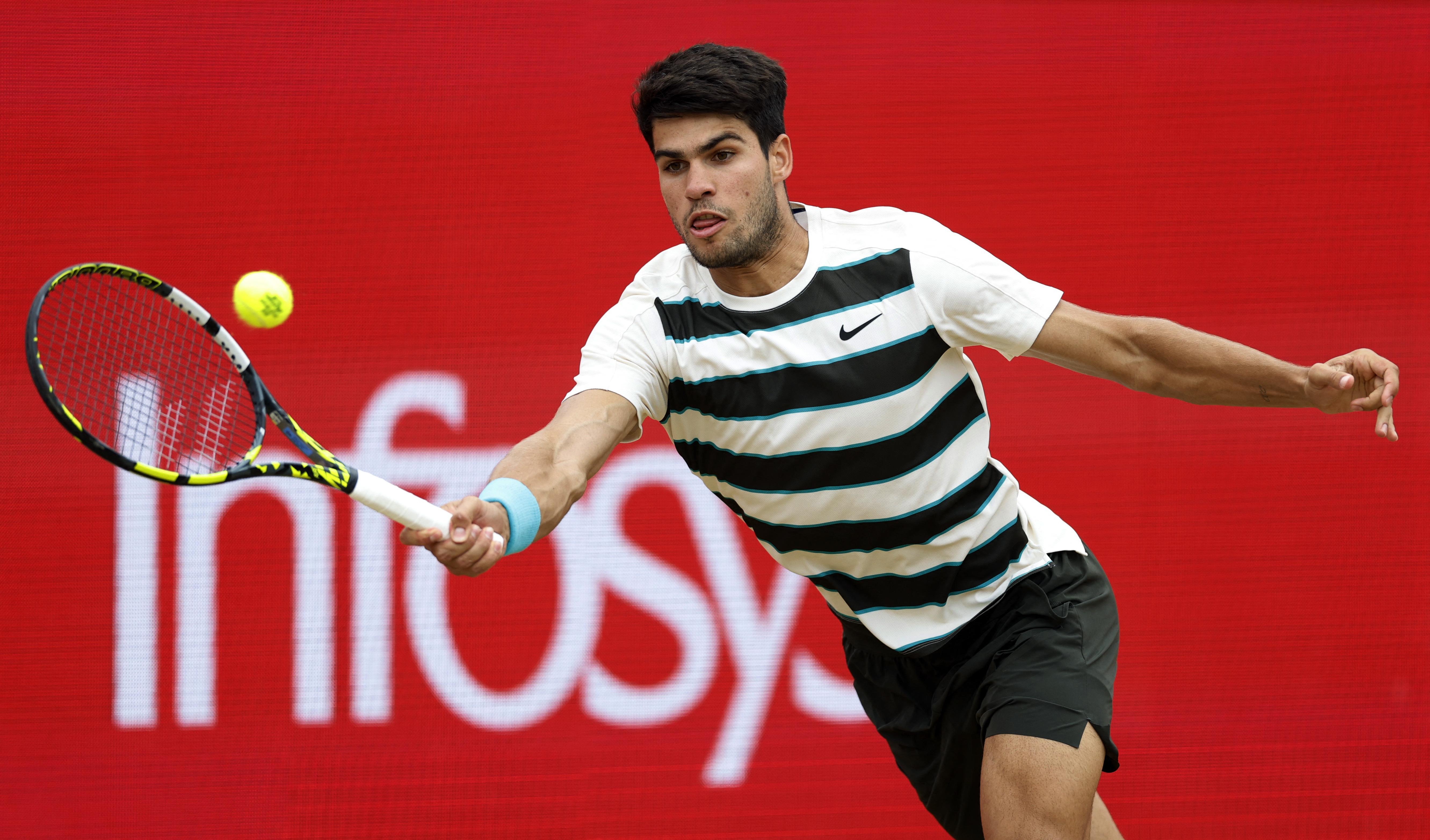 关于世界网球队爆冷欧洲网球队，阿尔卡拉斯打破历史纪录的信息