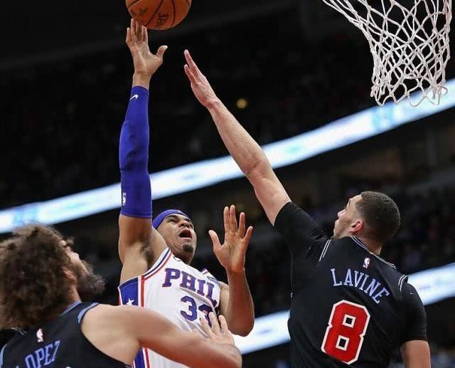 福建队碾压76人,拉文高光表现 福建队碾压76人,拉文高光表现